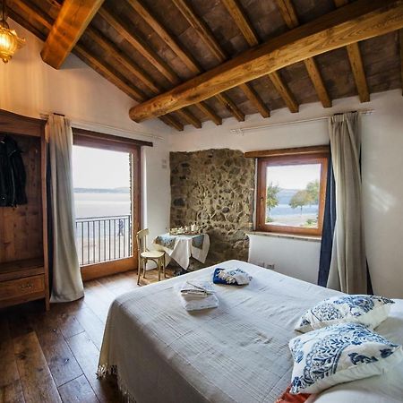 Bed and Breakfast Al Vicolo dei Pescatori Anguillara Sabazia Esterno foto