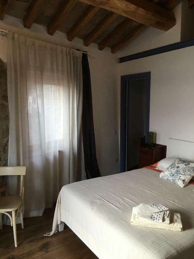 Bed and Breakfast Al Vicolo dei Pescatori Anguillara Sabazia Esterno foto
